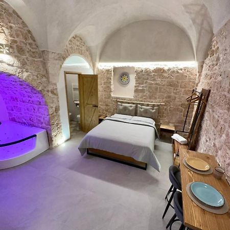 Primus Suite Ceglie Messapica Exterior photo
