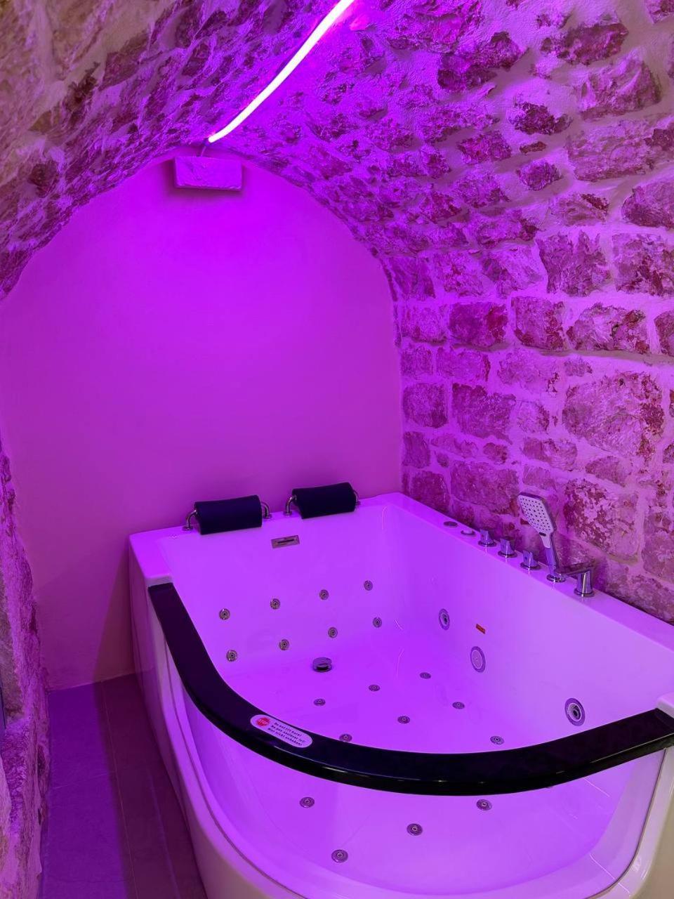 Primus Suite Ceglie Messapica Exterior photo